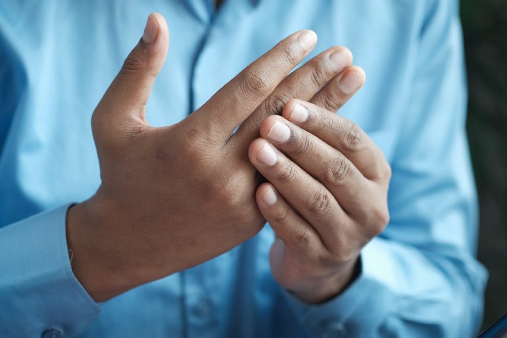 4 Ways to Treat Inflammation Without Medication