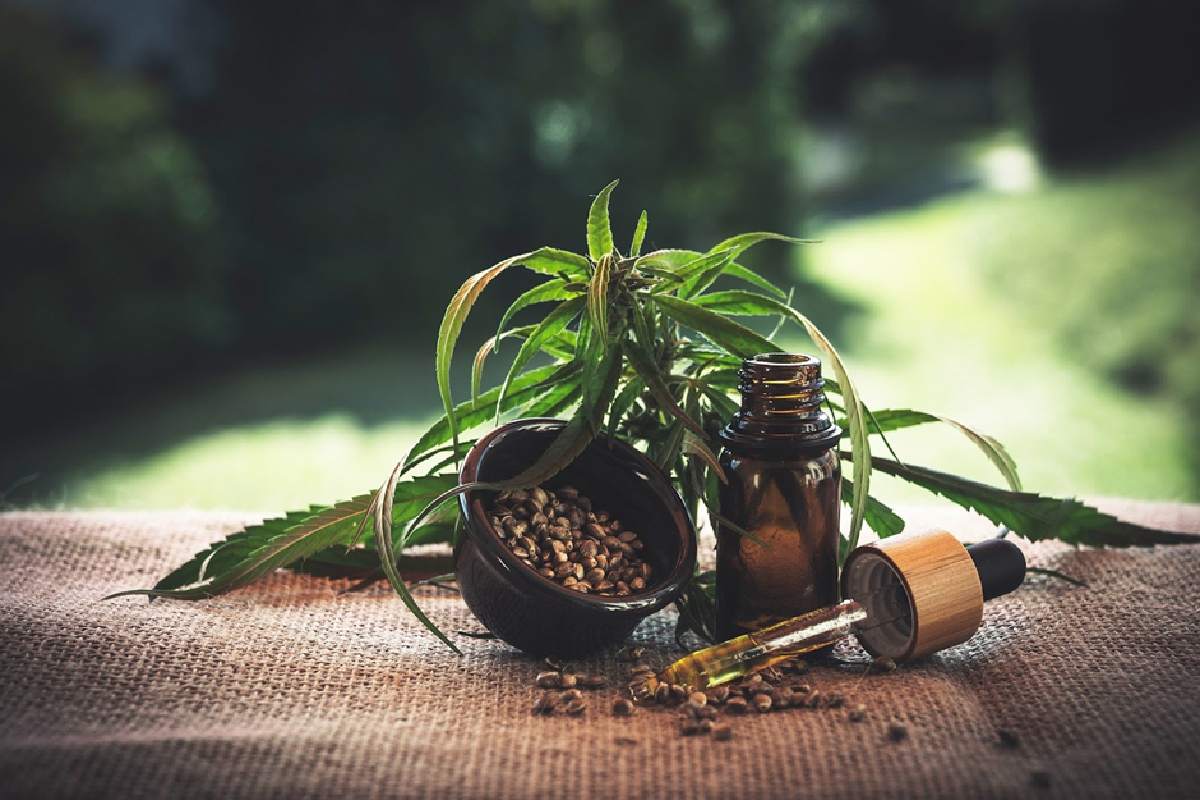 3 Reasons Why CBD Oil Is A Great Anti-Ageing Solution